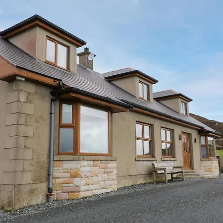 House On Ring Hill * Ballyhoorisky