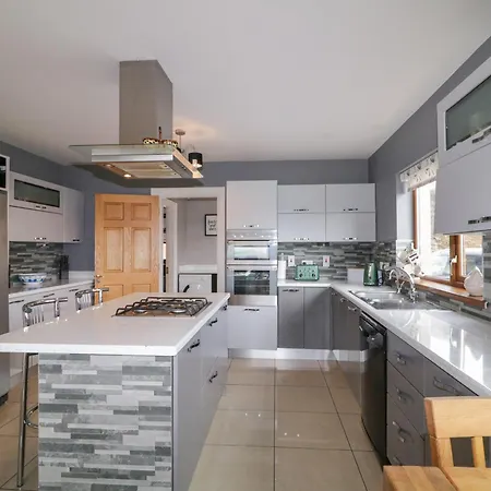 House On Ring Hill Holiday home *