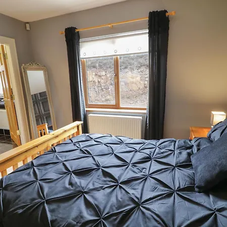 House On Ring Hill *